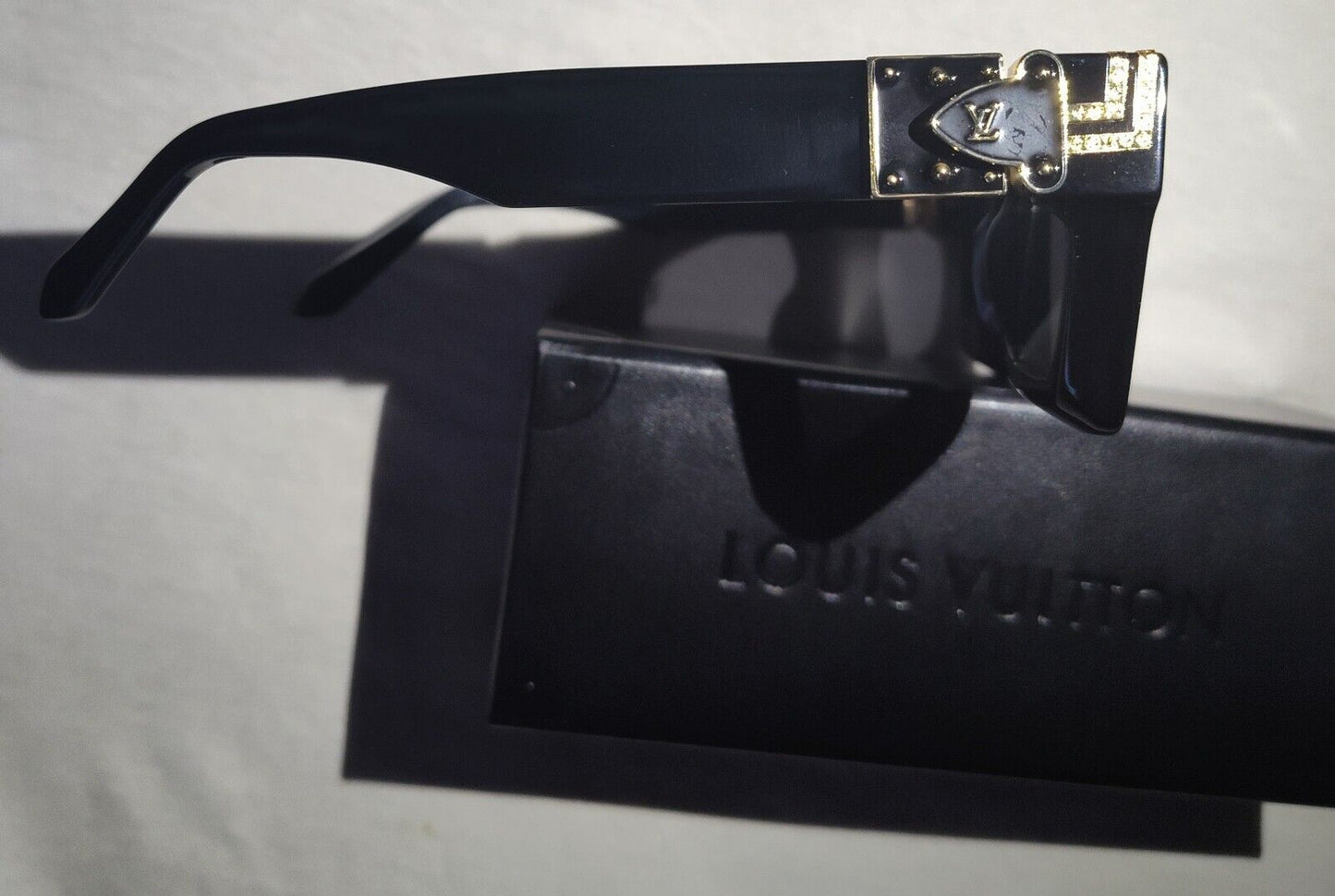 Louis Vuitton 1.1 Millionaire Sunglasses - Z1165E